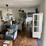 Au Coeur De *